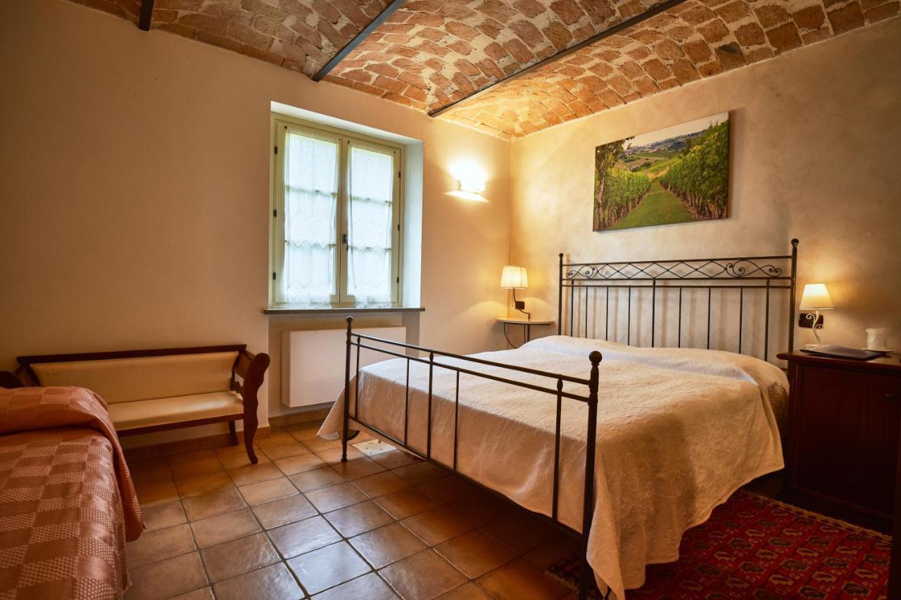 Agriturismo Podere La Piazza Costigliole d'Asti Exterior foto