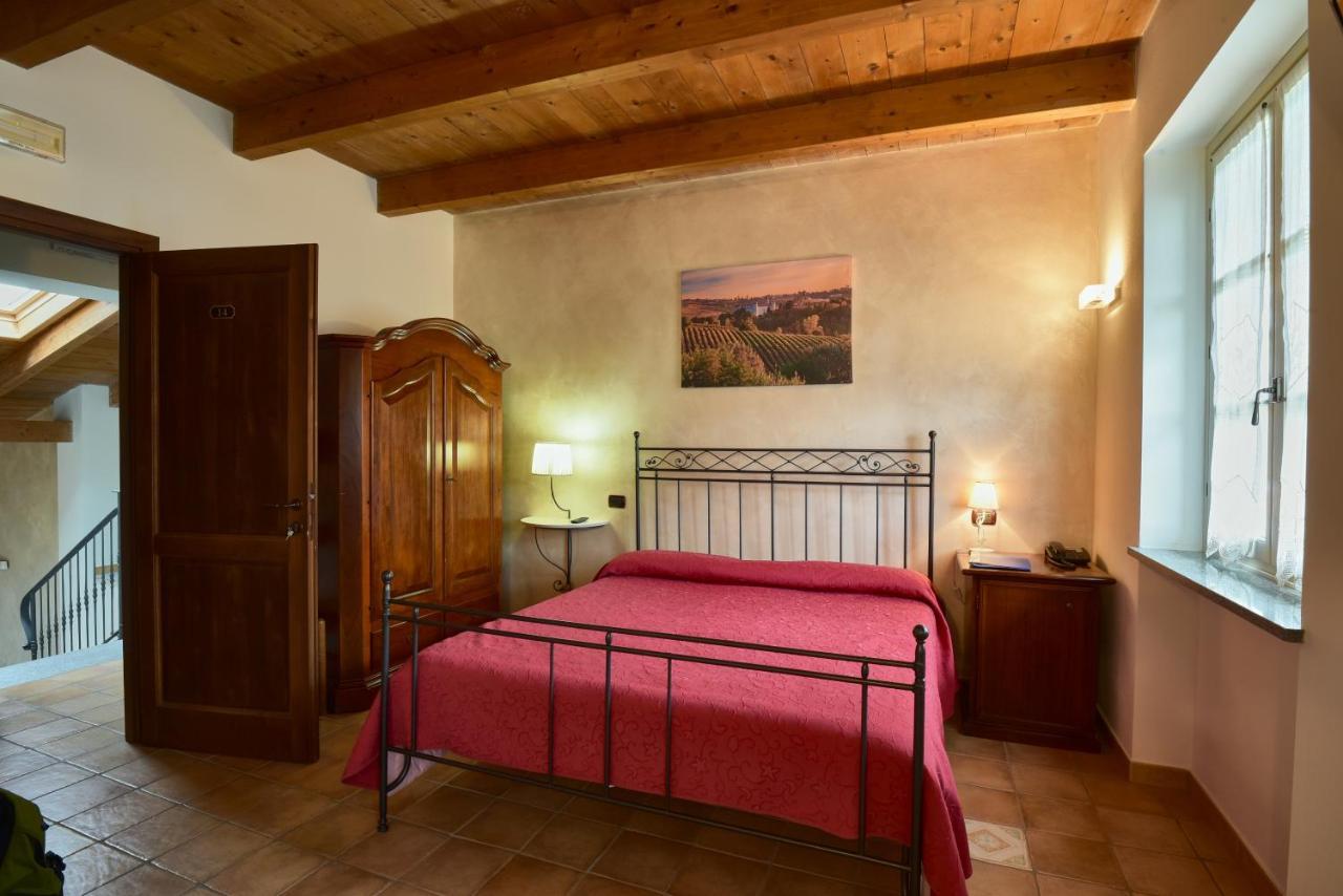 Agriturismo Podere La Piazza Costigliole d'Asti Exterior foto