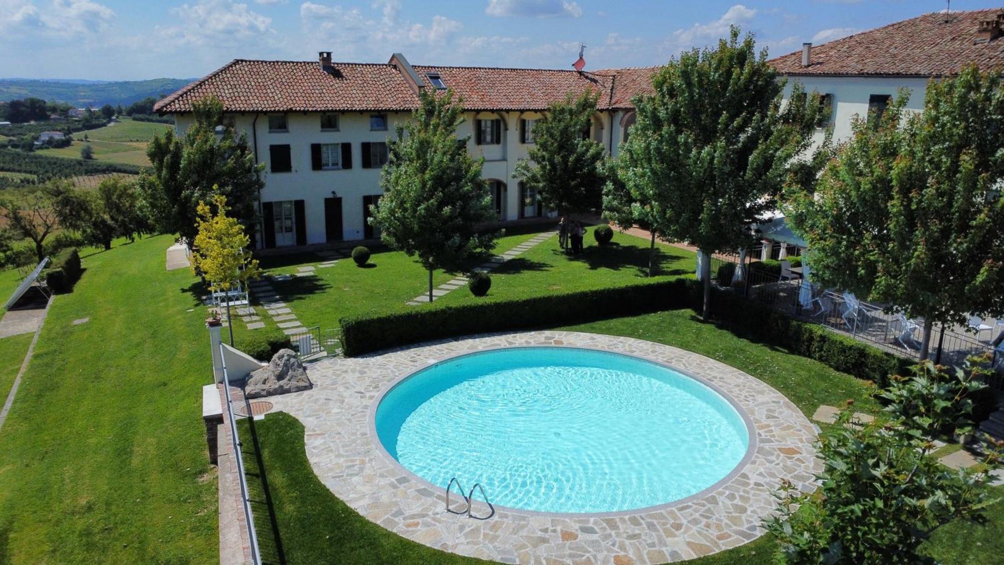 Agriturismo Podere La Piazza Costigliole d'Asti Exterior foto