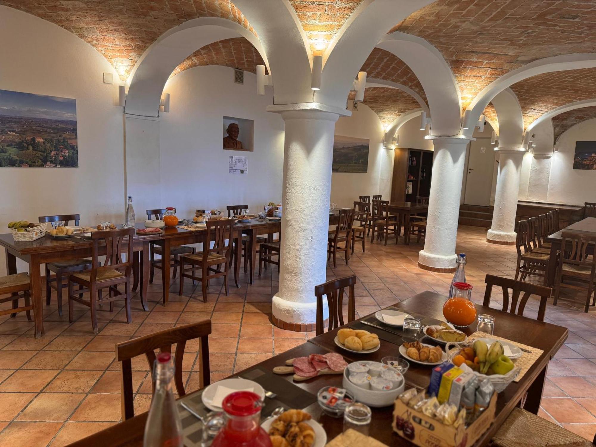 Agriturismo Podere La Piazza Costigliole d'Asti Exterior foto